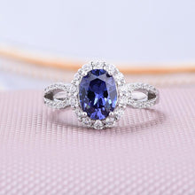 गैलरी व्यूवर में इमेज लोड करें, 1.0 Carat Blue Sapphire Oval Cut Halo Engagement Ring