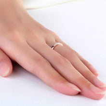 गैलरी व्यूवर में इमेज लोड करें, 0.14ct Natural Diamonds14K Rose Gold Ring