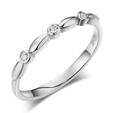 गैलरी व्यूवर में इमेज लोड करें, 0.03ct Natural Diamond 14K White Gold Stackable Ring